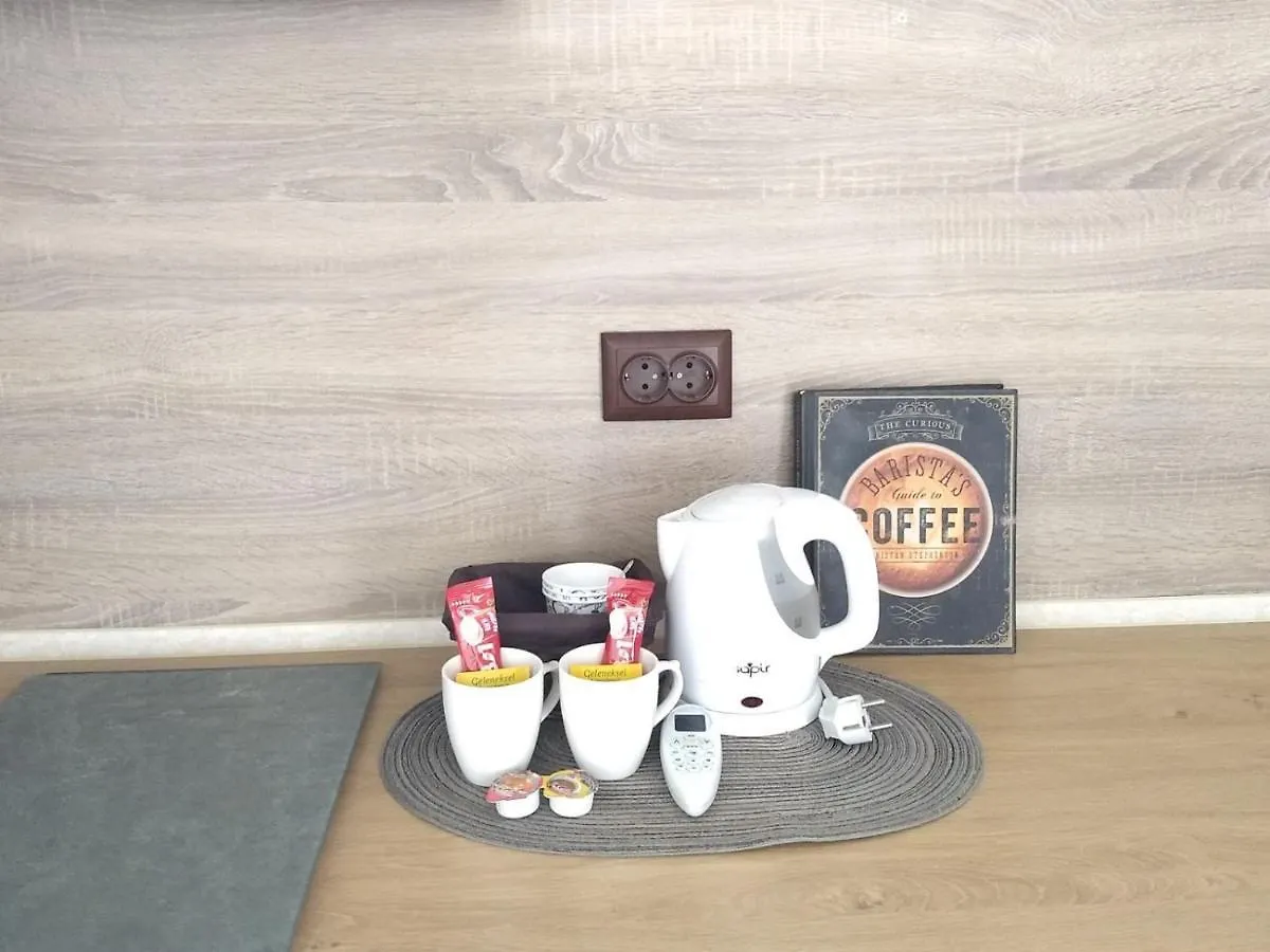 White Rose Guest Rooms Burgas 2*,  Bulgaria